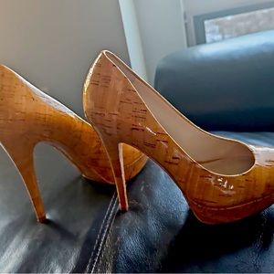michael Kors heels worn a few times in good condition